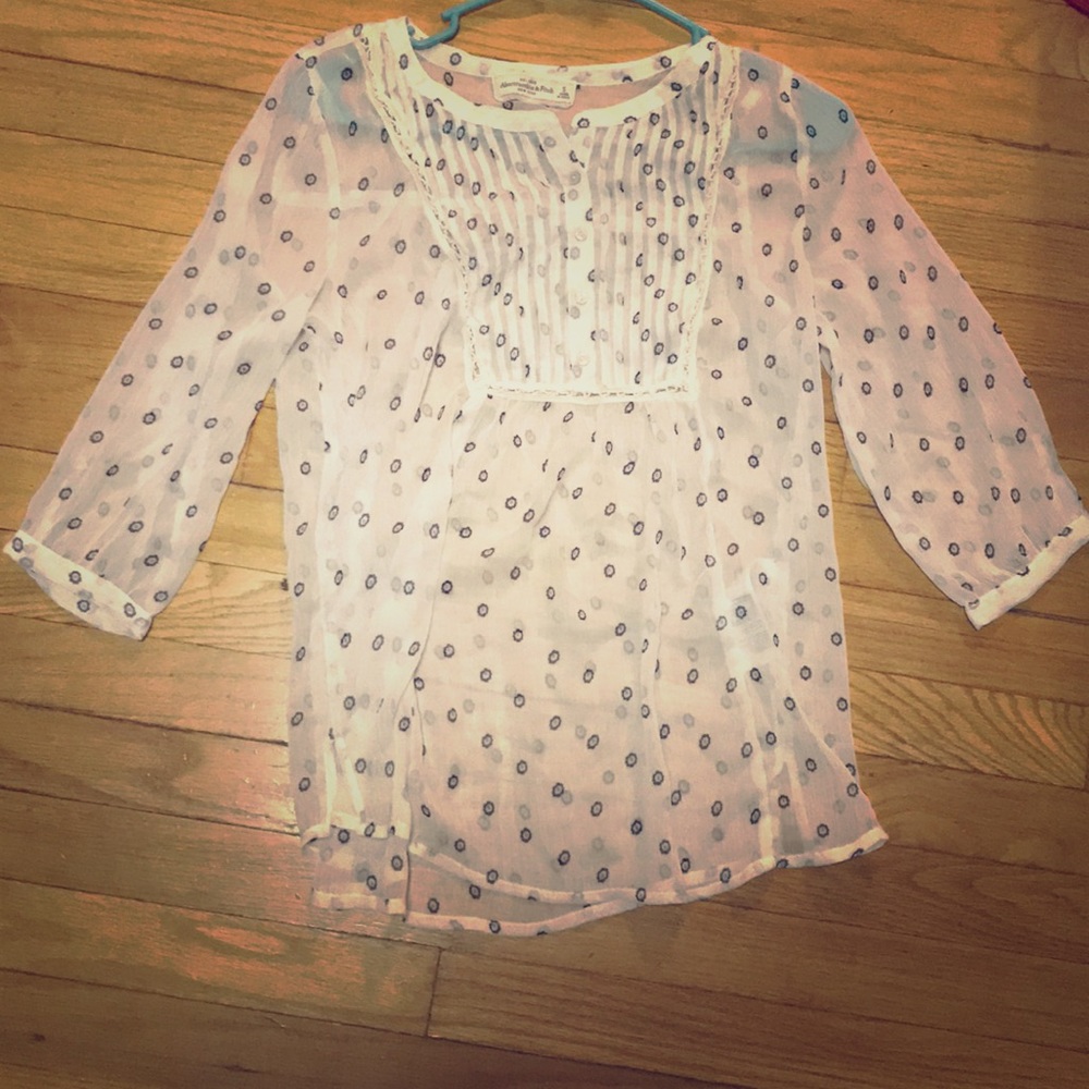 Abercombie & Fitch Sweet button-front blouse